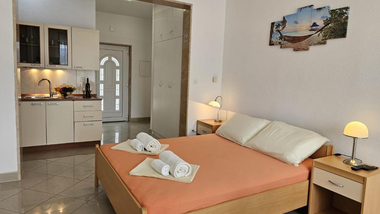 Apartmani Barnjak Trogir Exterior foto
