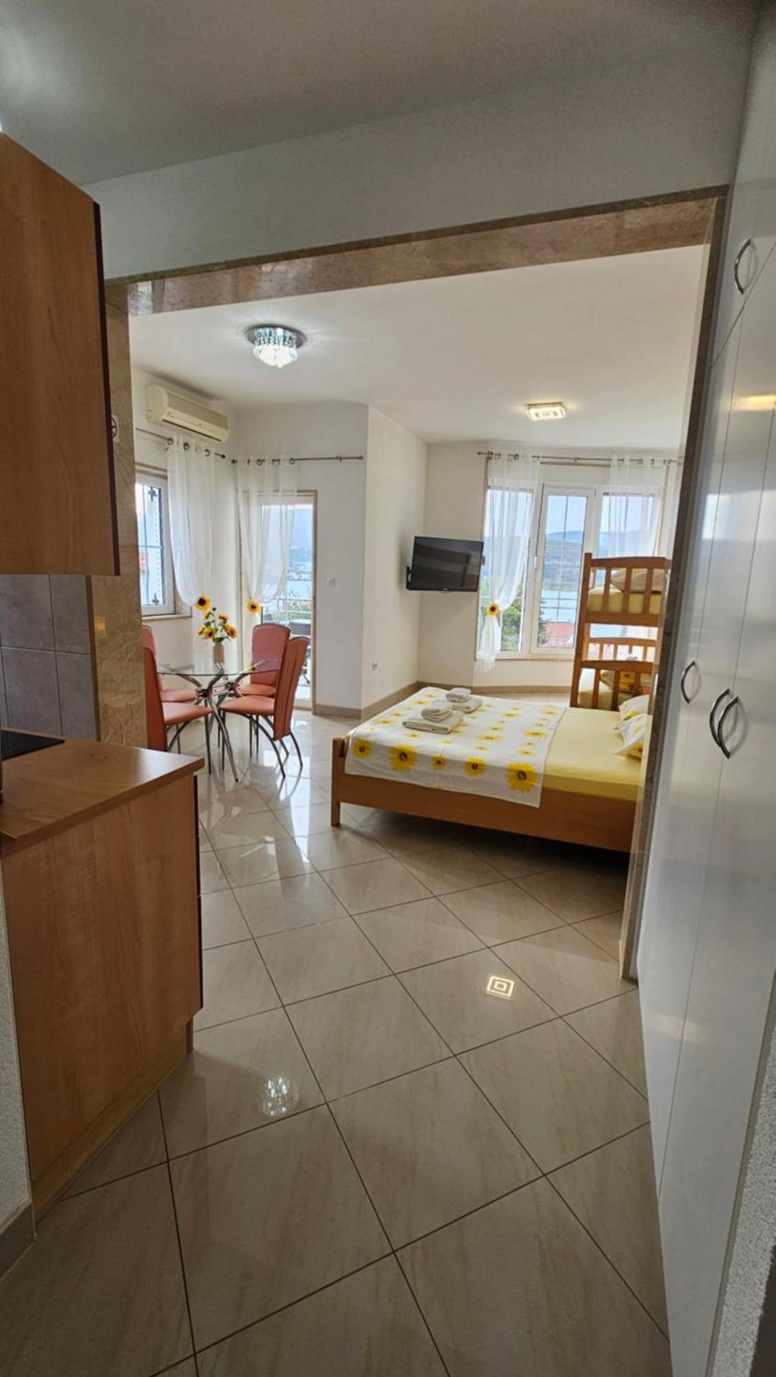 Apartmani Barnjak Trogir Exterior foto